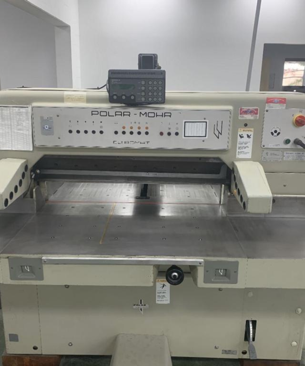 Polar Cutting Machine Automated